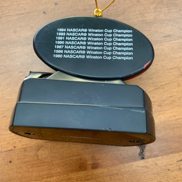 Dale Earnhardt #3 NASCAR Goodwrench Car 2004 Christmas Ornament - Picture 5 of 7